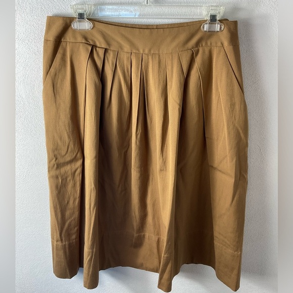 Talbots Dresses & Skirts - Talbots Tan Skirt With Pockets Sz 10
